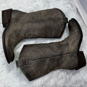 Jessica Simpson Mid-Calf Boots